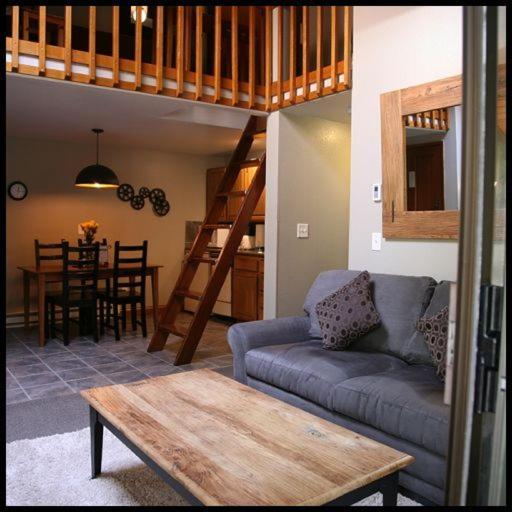 Hotel Loge Alta Crystal At Mt Rainier 4*